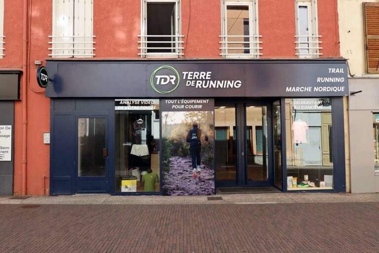 enseigne de magasin running roanne